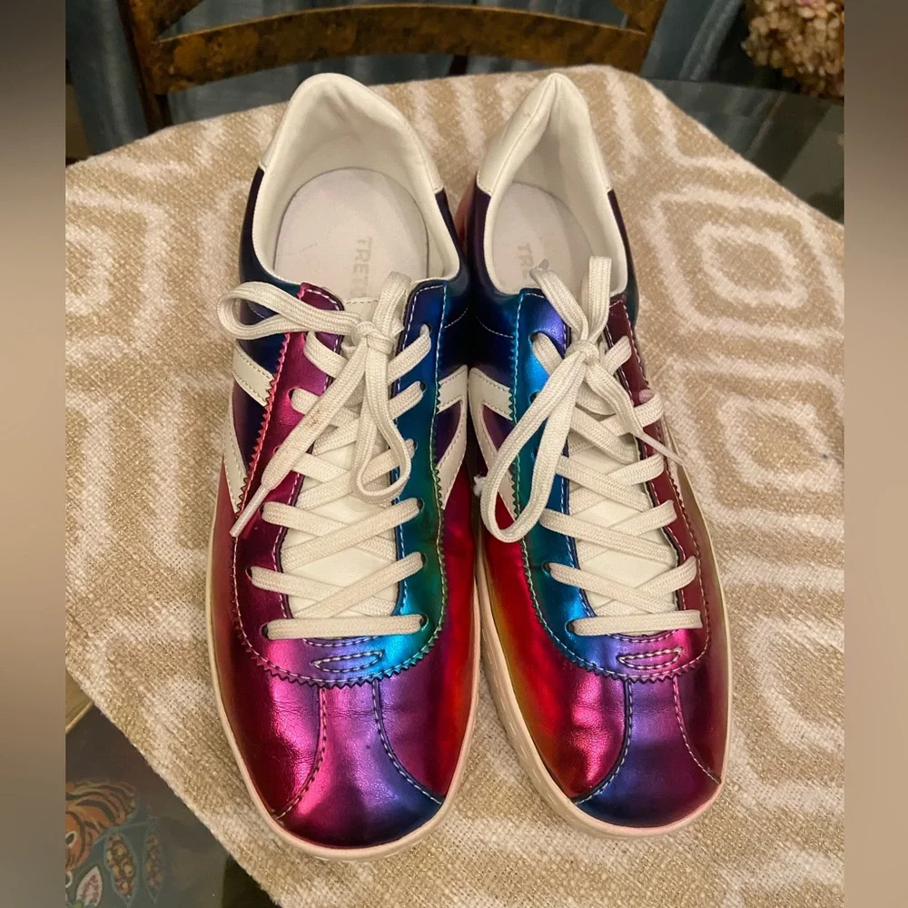 Tretorn Camden7 Iridescent Rainbow Sneaker - Picture 2 of 13